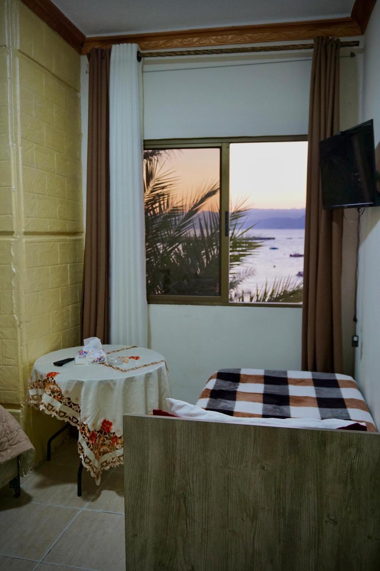 Al-Amer Beach Hotel Акаба Екстериор снимка