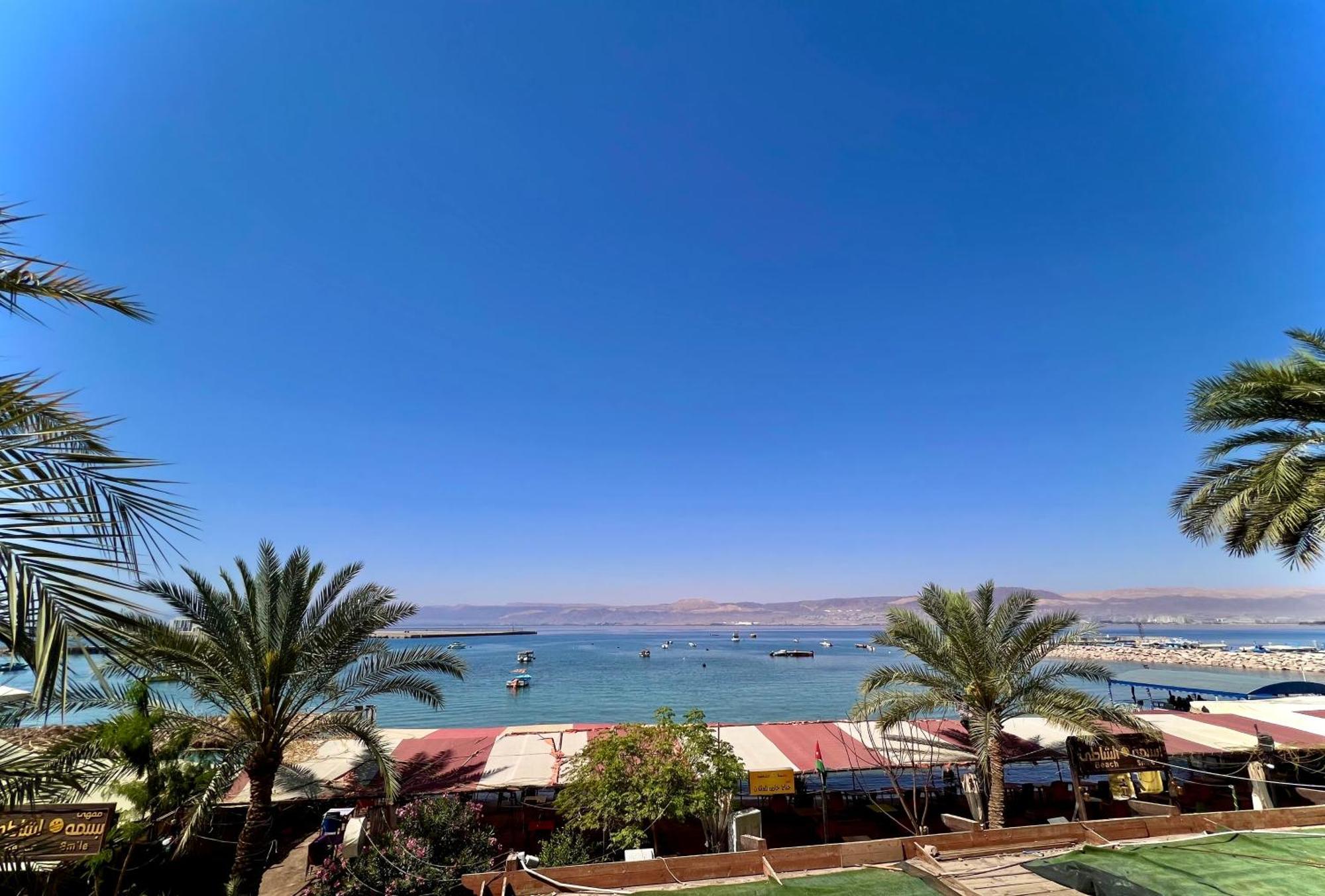 Al-Amer Beach Hotel Акаба Екстериор снимка